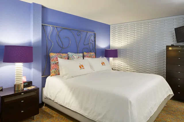 Suite, King Bed, Sofa, Inn At Northrup Station 1/1