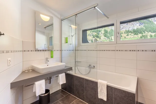 Family Suite, Attic, Twin Beds, Mountain View, 2 Sofa، Hotel Jaegerhof 3/3
