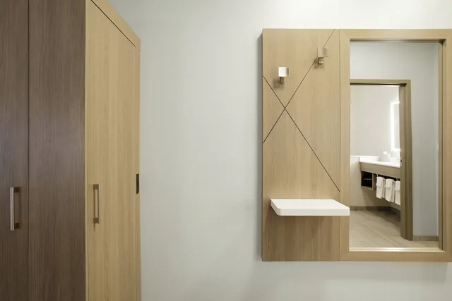 غرفة قياسية بسريرين كوين، Holiday Inn Express Apex Raleigh 4/4