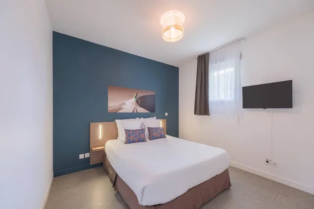1 Bedroom, Apartment, Queen Bed, Sofa, Comfort Aparthotel Cannes Mandelieu 4/10