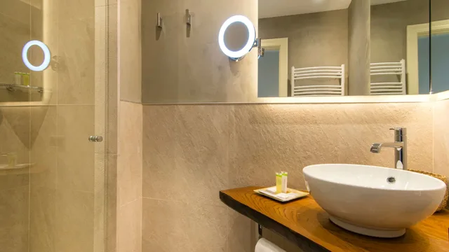 غرفة بسرير كينج بإطلالة على المسبح، Lindner Golf Resort Portals Nous 3/4