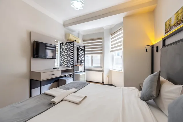 غرفة قياسية بسرير مزدوج، Taksim Trust Hotel (ex Ilya Pera Hotel) 3/6