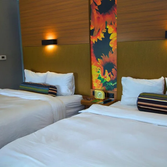 Aloft, Guest Room, 2 Queen Beds، Aloft Tulsa 1/9