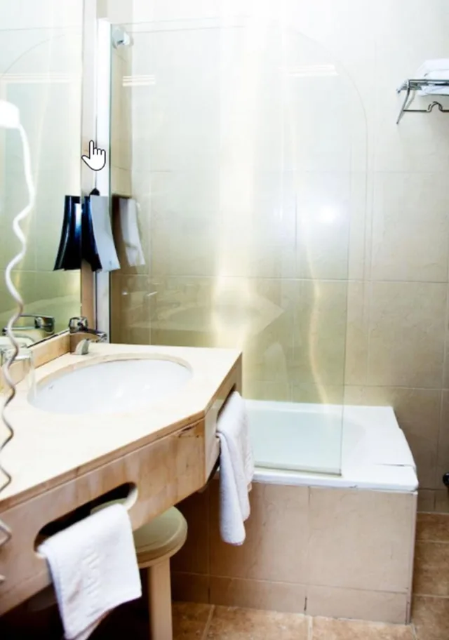غرفة أساسية مفردة، Universal Hotel 2/6