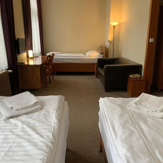 غرفة سوبيريور ثلاثية بسرير فردي، Hotel Praha Liberec 3/7