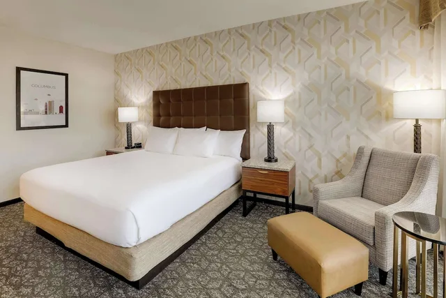 غرفة ديلوكس بسرير كينج في طابق مرتفع، Drury Plaza Hotel Columbus Downtown 2/6