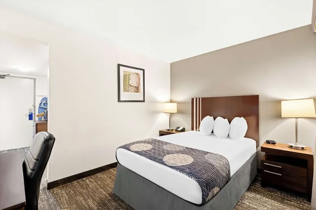 غرفة قياسية بسرير مزدوج لذوي الإعاقة، Best Western Yacht Harbor Hotel 1/6