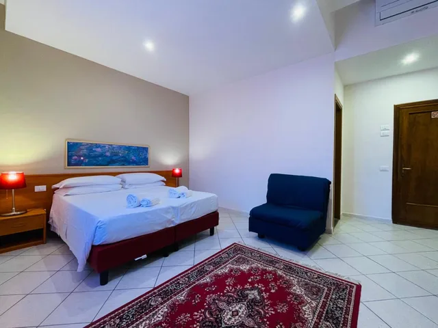 غرفة بسرير كينج، HOTEL LEOPOLDA 9/10
