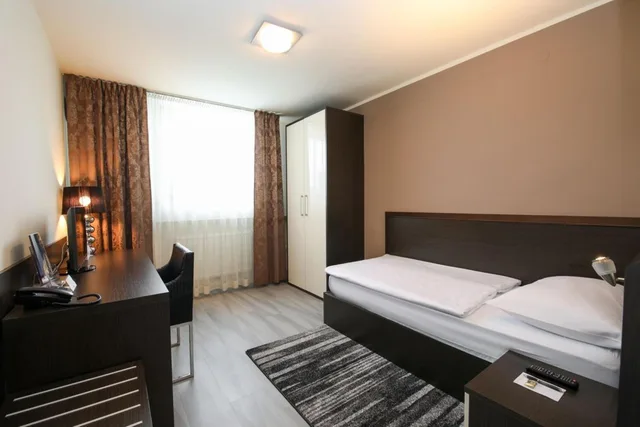 غرفة سوبيريور مفردة، Hotel Evropa Celje 4/8