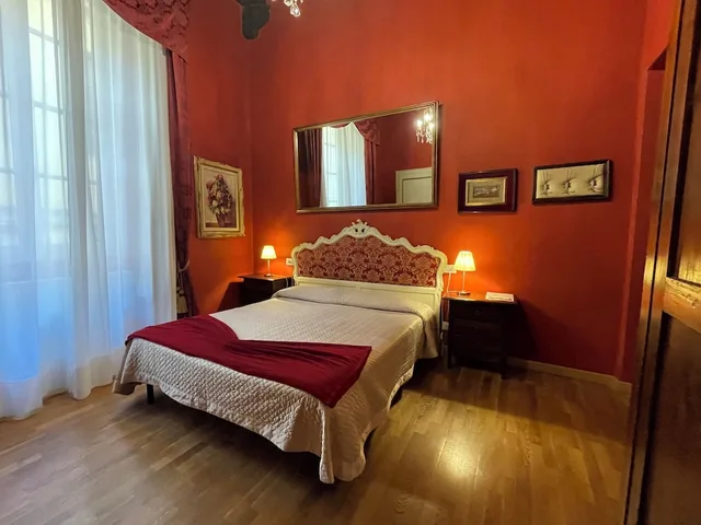 Comfort, Double Bed, B And B La Boheme 2/10