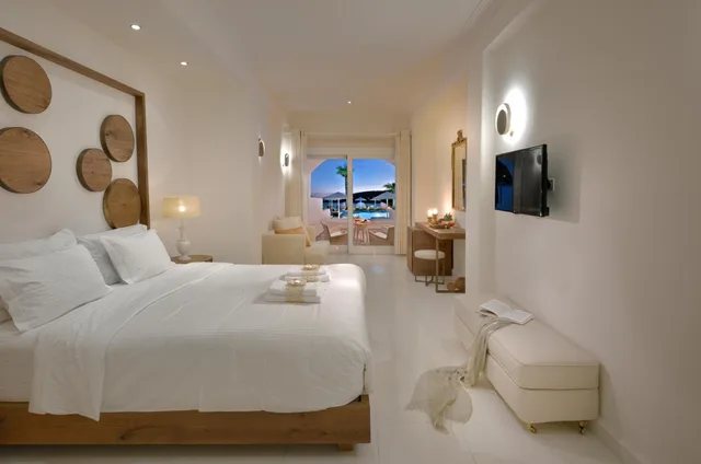 Island, Suite, Sea View, Outdoor Jetted Tub، Nissaki Boutique 4/9