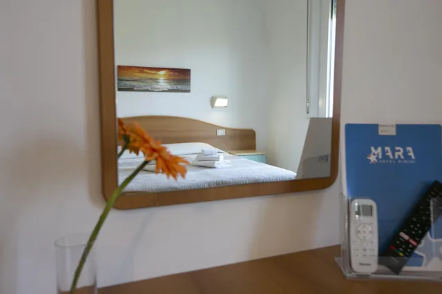 غرفة قياسية ثلاثية بثلاثة أسرّة، Hotel Mara 9/9