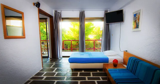 جناح بأربعة أسرّة، Apollonia Apartments 5/7