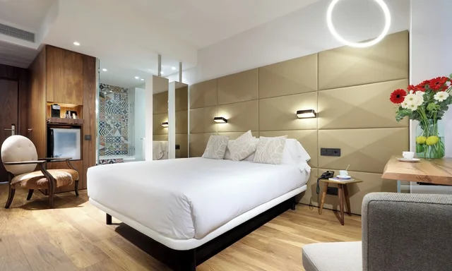 غرفة بسرير مزدوج، Hotel SB Glow 4/6