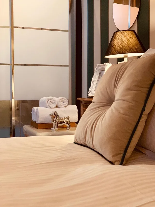غرفة جونيور بسرير كوين، Palazzina300 2/4