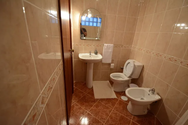 Economy, Double Bed, External Bathroom، The Hostel Of Alcobaça 3/3