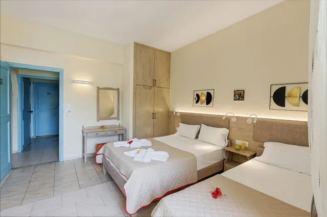 Studio, Triple, 1 Double and 1 Single Bed, Sea View, Sunrise Hotel and Apartments Rodakino 2/7