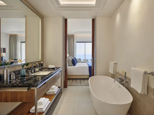 غرفة ديلوكس بسرير كينج، Fairmont Taghazout Bay 1/3