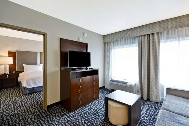 جناح بسرير كينج بغرفة نوم واحدة مع أريكة، Homewood Suites By Hilton Birmingham Downtown Near Uab 3/6