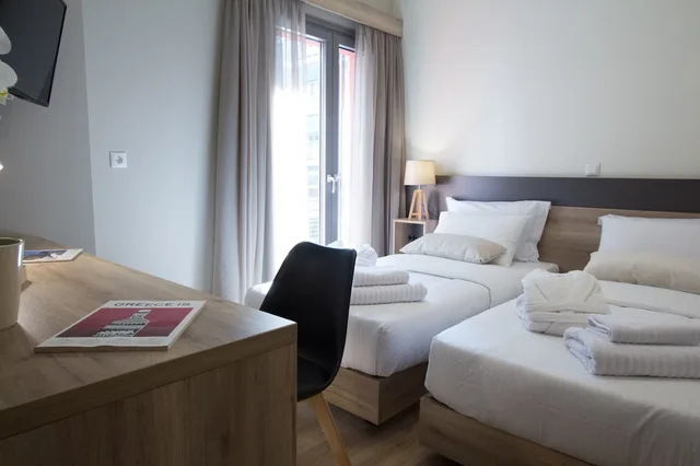 غرفة سوبيريور بسريرين منفصلين، Hotel @ Syngrou Fix 2/9