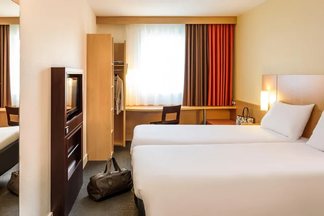 غرفة قياسية مفردة، ibis Lugano Paradiso 7/12