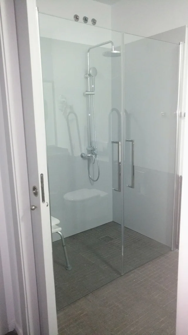 غرفة عائلية بأسرّة بطابقين بشرفة، Centre Esplai Hostel 3/4