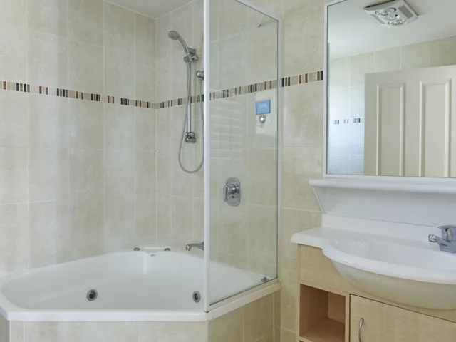 استوديو عائلي بسرير كوين وسرير بطابقين، NRMA Treasure Island Holiday Resort 5/9