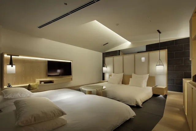غرفة عصرية بفرشتي فوتون بإطلالة على المتنزه، Sorano Hotel 1/3