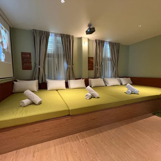 جناح استوديو بريميير مع أريكة بأرضية تاتامي، Swiss Heritage Boutique Hotel Jonker Street Melaka 2/8