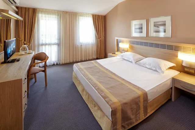 جناح، Pam Thermal Otel 5/10