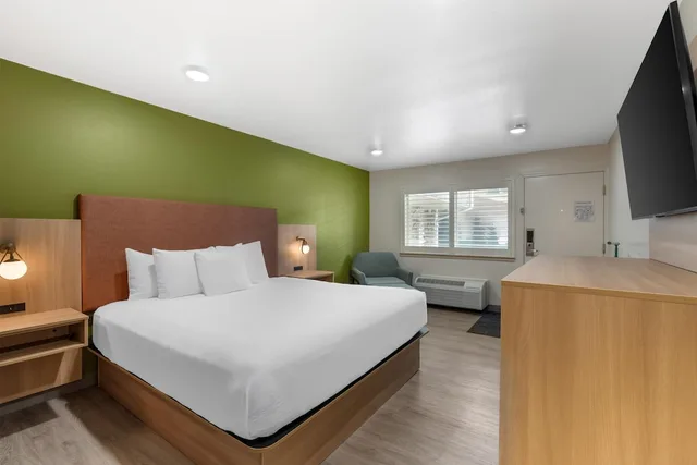 غرفة قياسية بسرير كينج، Best Western Plus Clocktower Inn 3/10