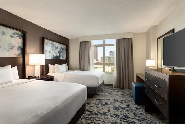 جناح بسريرين مزدوجين بإطلالة على المتنزه مع أريكة، Embassy Suites by Hilton Atlanta at Centennial Olympic Park 1/5