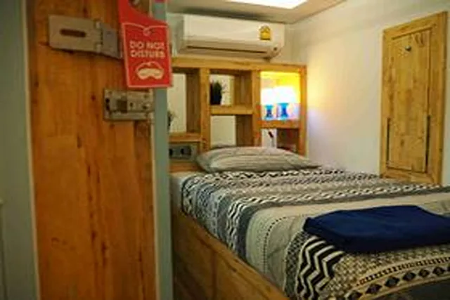 غرفة قياسية بسريرين منفصلين، Blu Cabin Ari Stylish Gay Poshtel 2/5