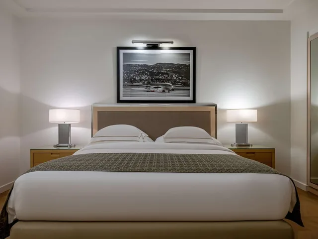 جناح جونيور بسرير كينج، Movenpick Hotel Beirut 4/6
