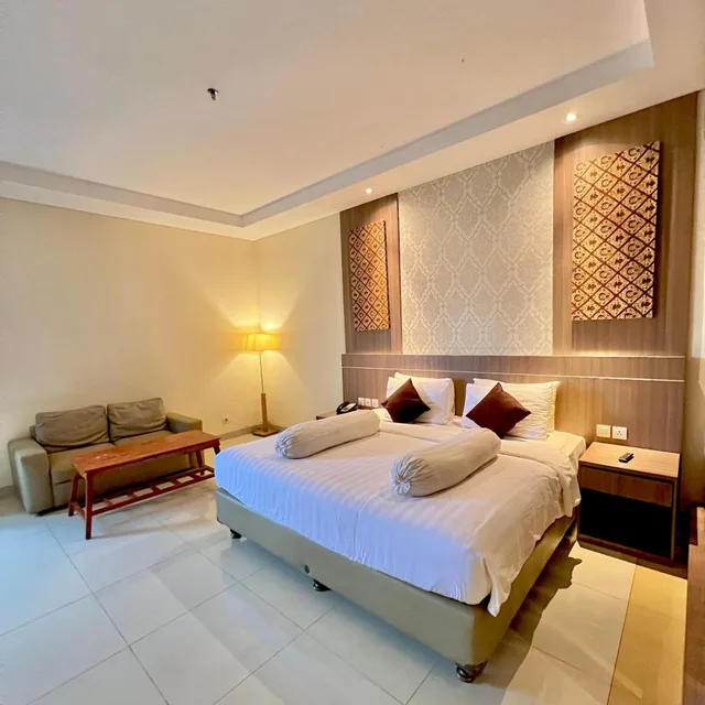 غرفة بريميير بسرير كينج، Nevada Ketapang Hotel (Formely Asana Nevada Ketapang) 2/8