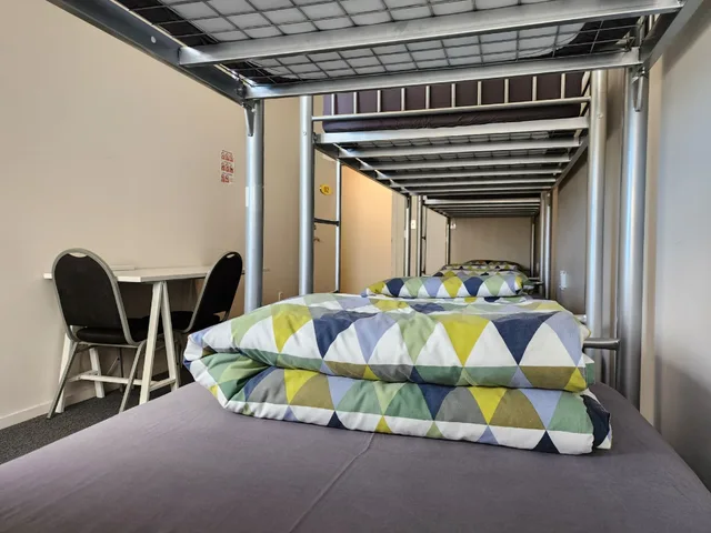 Female Dorm, Female Only, Comfort, Shared Bathroom، Newton Lodge - Hostel 4/9