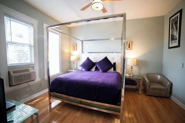 Style, Modern, Premium, King Bed, Oak Tree Hotel 2/8