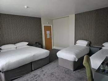 غرفة عائلية، The Townhouse Chester 1/1