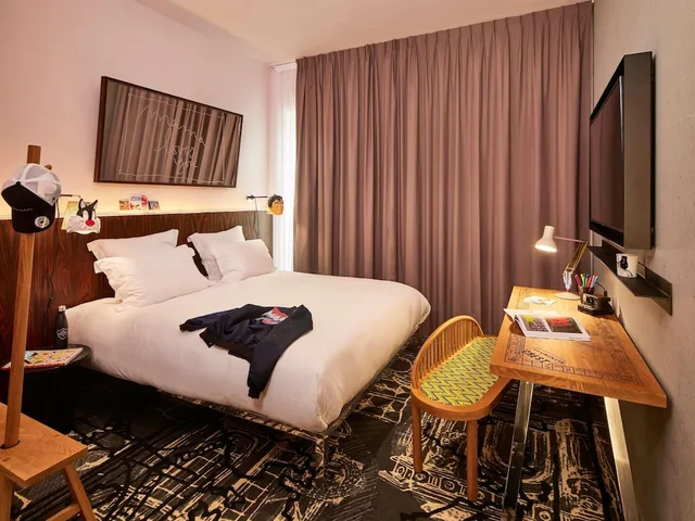 Mama, Medium, Double Bed، Mama Shelter Luxembourg 4/10