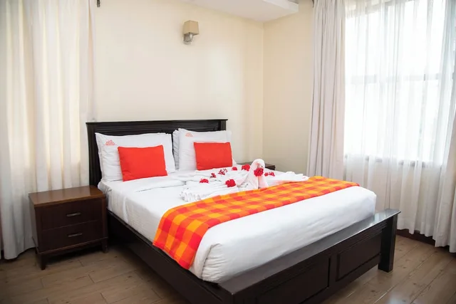 غرفة تنفيذية بسريرين كوين بغرفتي نوم، FEDHA RESIDENCES 2/10