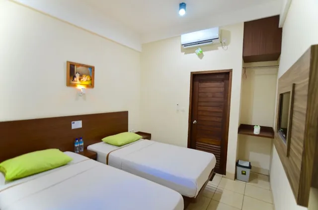 غرفة قياسية بسرير مزدوج، CENTRAL INN 1/2