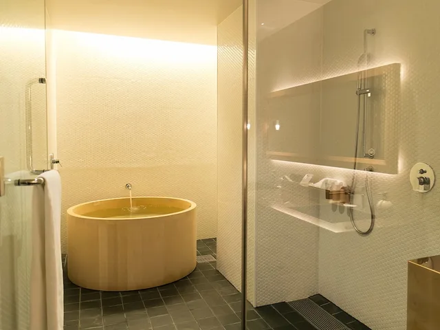 غرفة ديلوكس بسرير كينج في المبنى الرئيسي، Hotel Kanra Kyoto 2/2