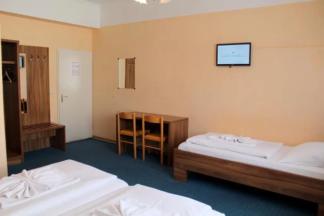 غرفة ثلاثية، ALPER AM POTSDAMER PLATZ HOTEL 1/2