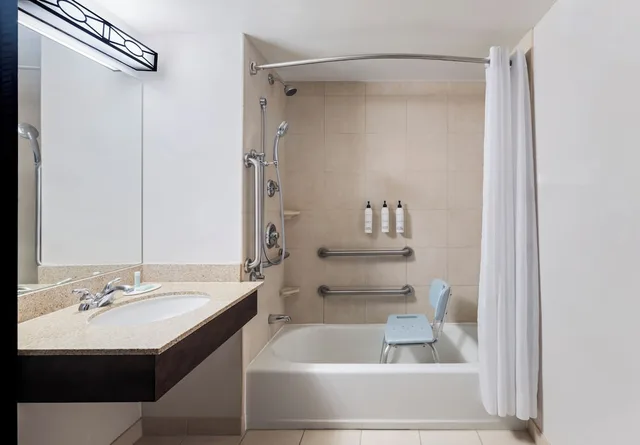 غرفة بسريرين كوين لذوي الإعاقة، Fairfield Inn Suites Denver Aurora Parker 6/7