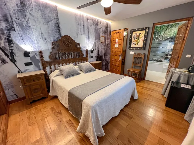 Room, Twin Beds, Posada Araceli 6/10
