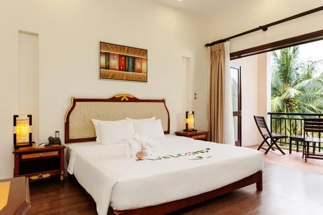 جناح جونيور بسرير كينج بإطلالة على الحديقة، Diamond Bay Resort & Spa 1/2