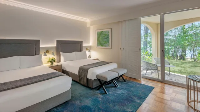 غرفة كلوب بسريرين مزدوجين بإطلالة على المرسى، Intercontinental Sanctuary Cove 1/5
