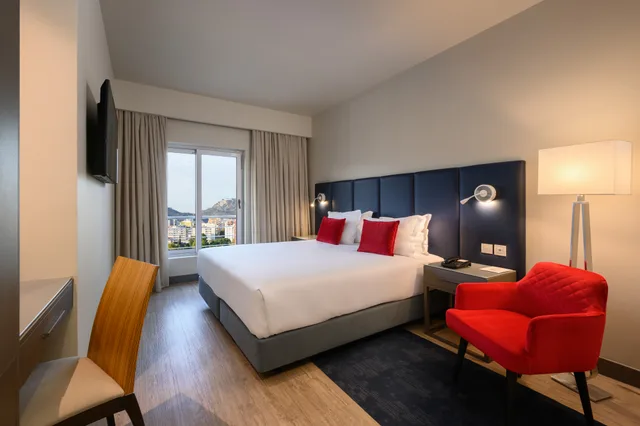 غرفة قياسية مفردة، Melia Setubal 2/2