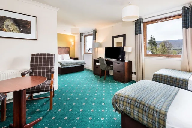 غرفة عائلية كبيرة بسرير مزدوج وسريرين منفصلين، Scotlands Spa Hotel 8/10