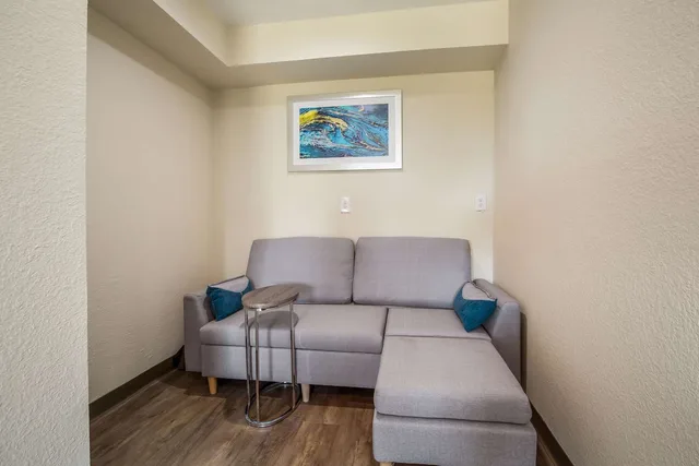 Upgrade, Suite, King Bed, Smoking، Quality Inn and Suites Suffolk 4/4